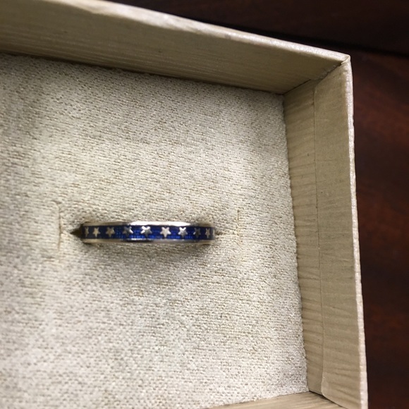 Hidalgo 18k White Gold Stars with Blue enamel - Picture 4 of 4